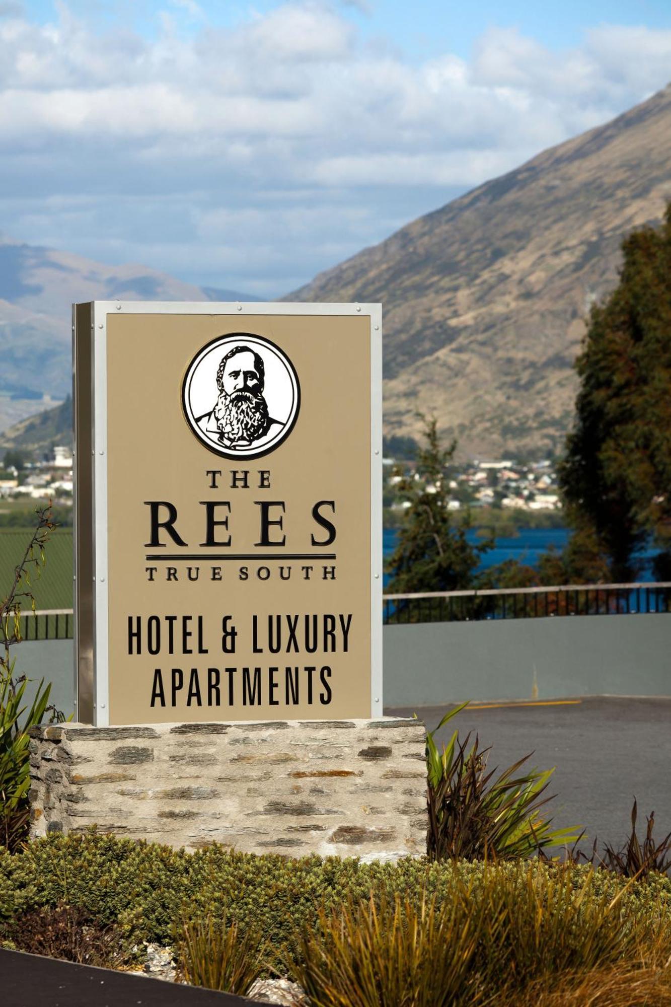 The Rees Hotel & Luxury Apartments Квинстаун Экстерьер фото The Rees Hotel